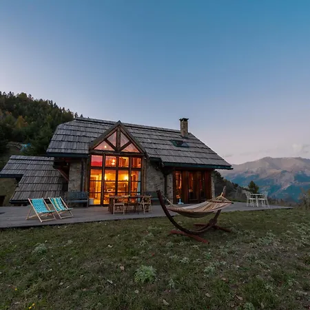 Chalet Parenthese Enchantee - Vue Panoramique - Cheminee